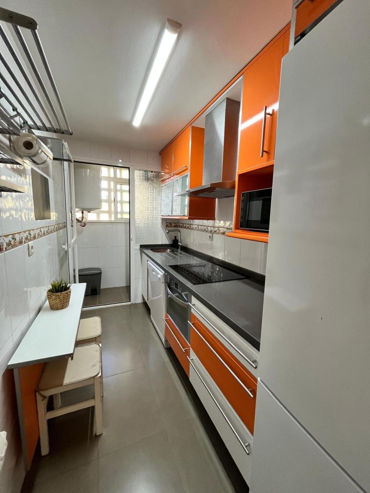 Malaga Prime Location - Stylish Apartment With Free Wifi, Free Parking, Steps From The Historic Center Málaga Exterior foto